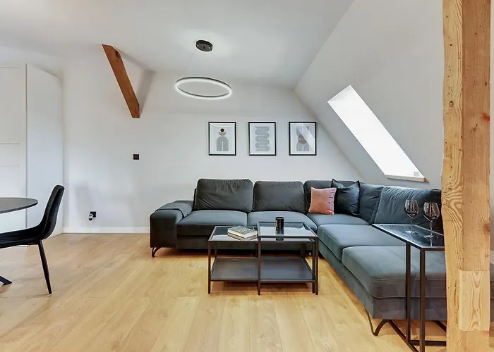 Grunwaldzka Attic By Downtown Apartments