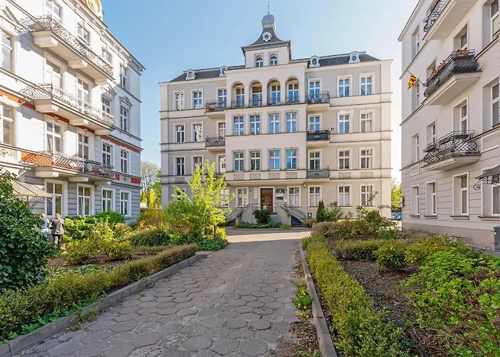 Grunwaldzka Attic By Downtown Apartments